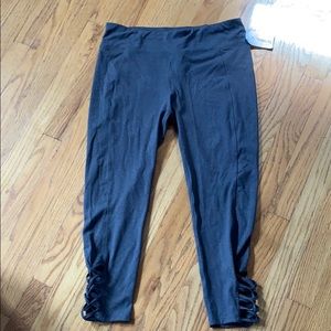 Betsey Johnson performance leggings, NWT